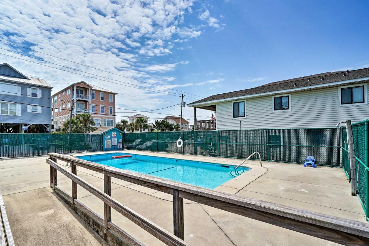 Condo With Balcony And Pool Walk To 2 Beach Accesses! แคโลไลนาบีช ภายนอก รูปภาพ